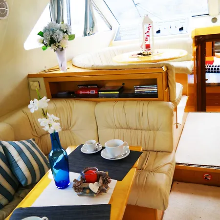 Yacht 3* Capri