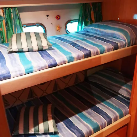 Yacht Capri